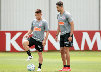 Dez jogadores do Corinthians testam positivo para a Covid-19